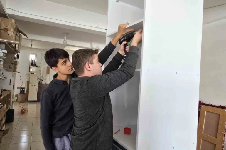 Sorgun Mesleki Eğitim Merkezi’nde ustalaşan öğrenciler istihdama katkı sağlıyor 