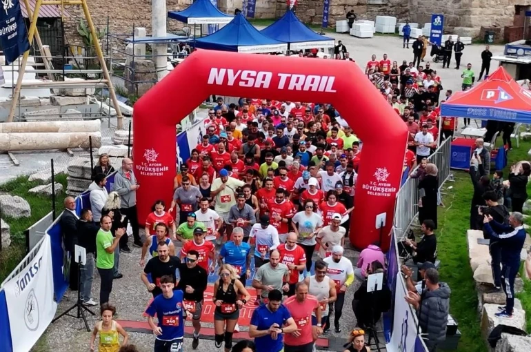 Sporseverler Nysa Antik Kenti’nde buluştu 