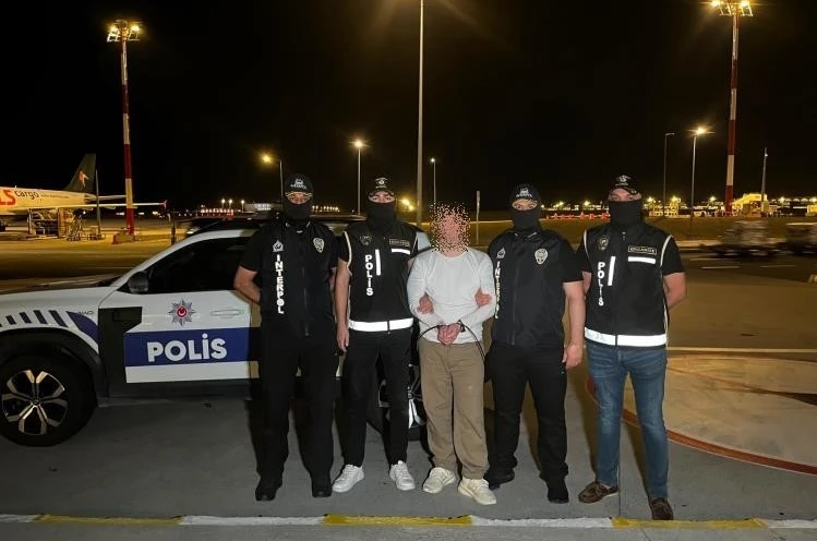Suç örgütü lideri Serkan Kurtuluş Türkiye’ye getirildi 