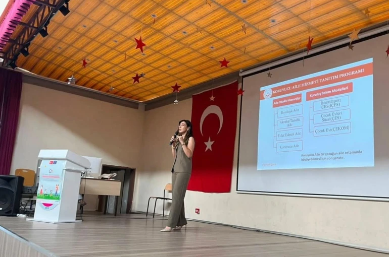 Şuhur’ta ’Koruyucu Aile Hizmet Modeli Tanıtım Programı’