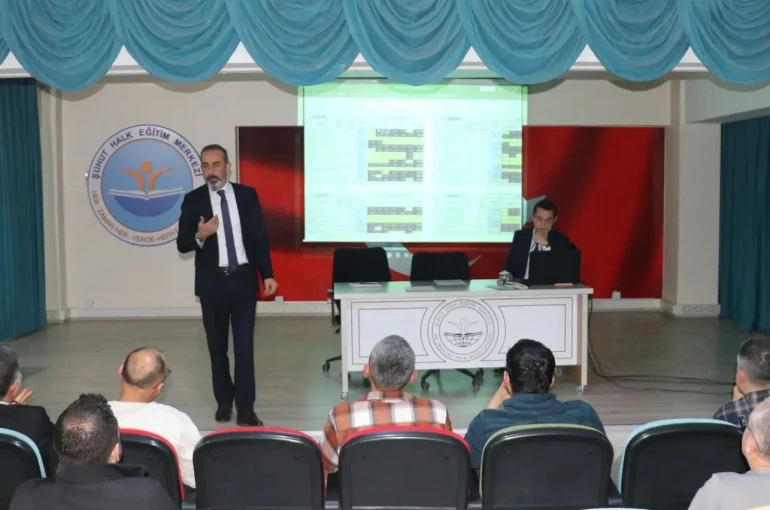 Şuhut’ta eğitimin ikinci dönemi masaya yatırıldı 