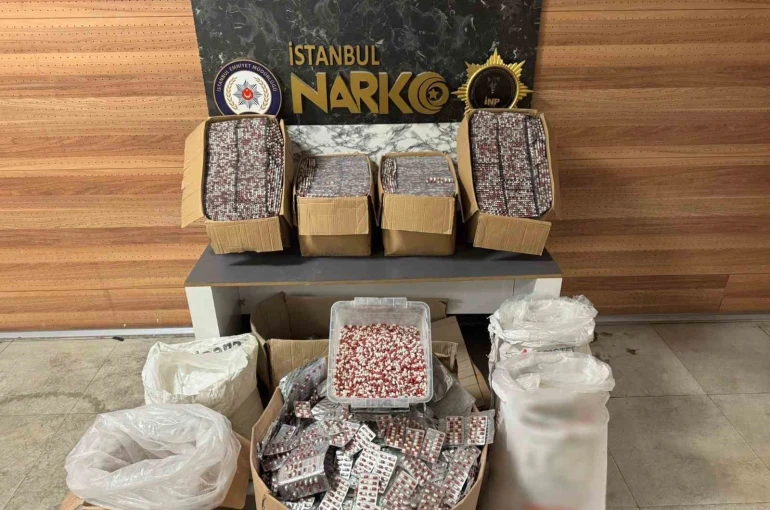 Sultanbeyli’de uyuşturucu operasyonu: 343 bin adet hap ele geçirildi