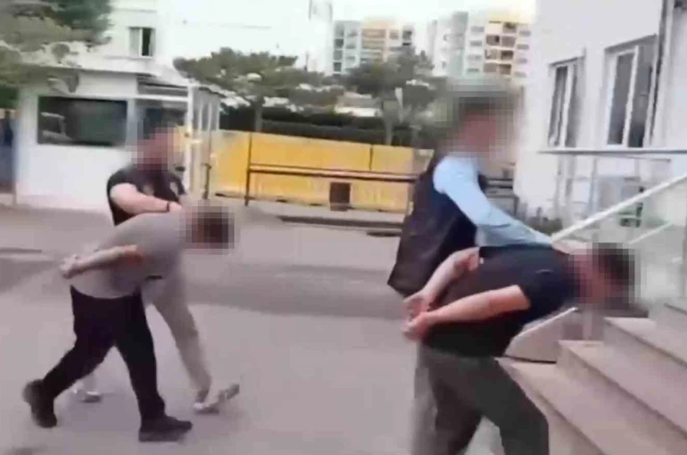 Sultanbeyli’deki orman yangınıyla ilgili 2 şüpheli tutuklandı