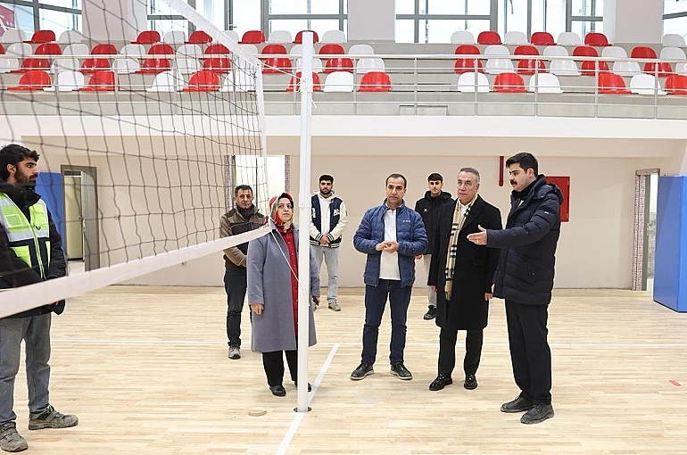 Sultangazili gençler modern bir spor merkezine daha kavuşuyor 