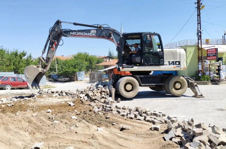 Sungurlu’da asfalt çalışmaları tam gaz devam ediyor