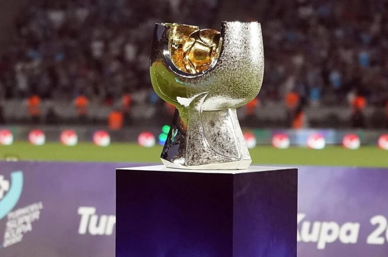 Süper Kupa'da yarı final kura çekimi yapıldı