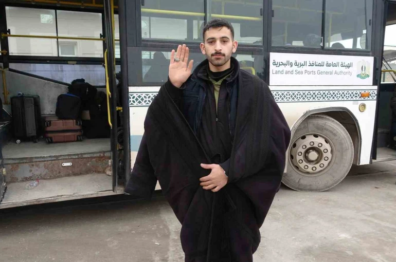 Suriyelilerin gönüllü geri dönüşü sürüyor 