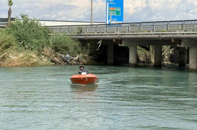 Suya atlayıp kayıp olan genci arama çalışmaları sürüyor 