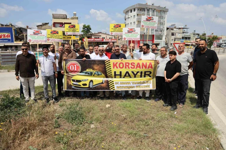 Taksiciler konvoyla korsan taşımacılığa tepki gösterdi
