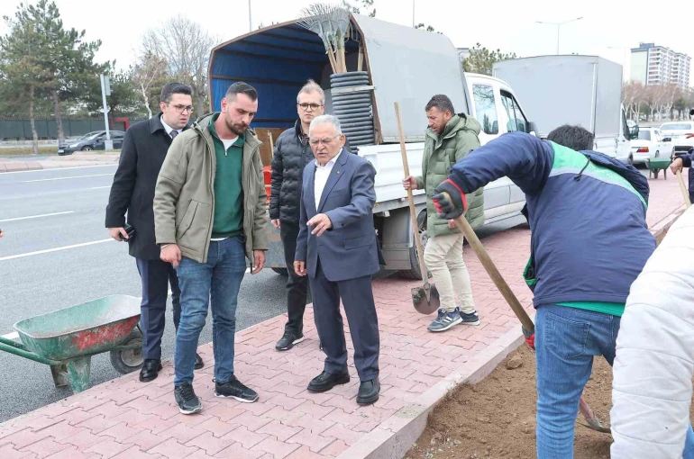 Talas Bulvarı 5 şeritli yeni haliyle hizmete açıldı 