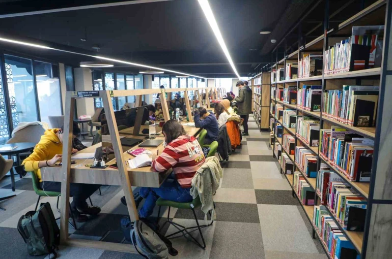 Talas’ta Kütüphaneler Haftası’na anlamlı vurgu