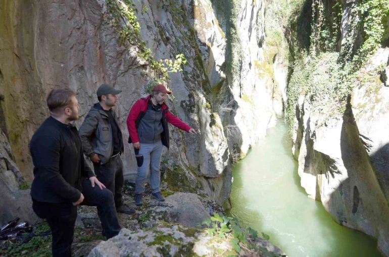Tarihi kalıntıların da bulunduğu iki köy arasında kalan kanyon, keşfedilmeyi bekliyor 