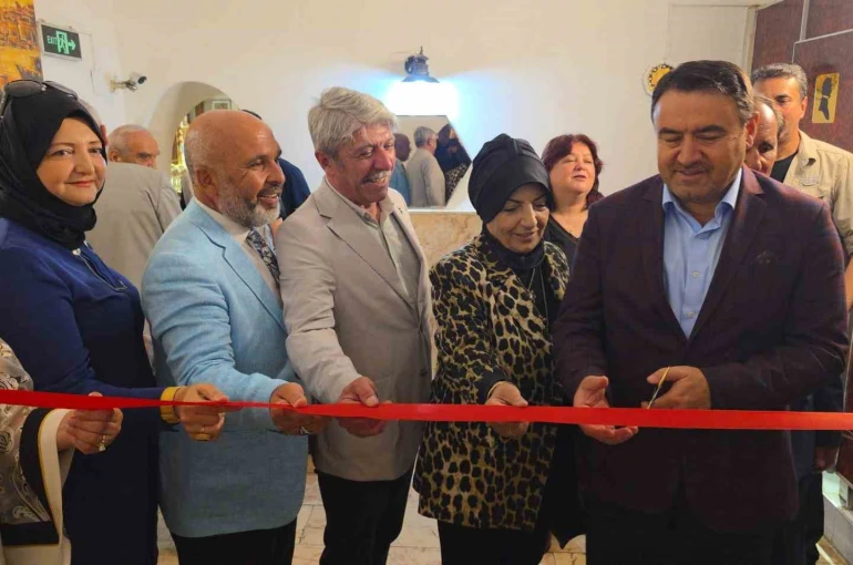 Tarihi Küçük Hamam sanatla yeniden hayat buldu