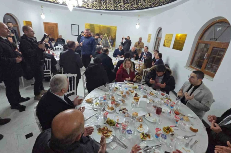 Tarihi "Sığırcık Suyu" dualarla yeniden hizmete açıldı 