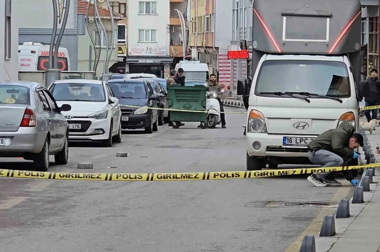 Tartışma kanla bitti: İşletme sahibi ayağından vurularak yaralandı 