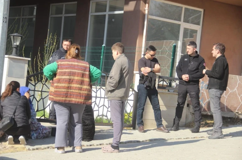 Tartıştığı eşini av tüfeğiyle öldürdü