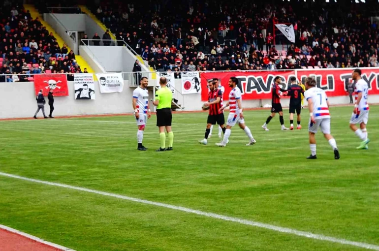 Tavşanlı derbisinde kazanan çıkmadı 