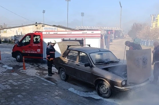 Tavşanlı’da araç yangını korkuttu 