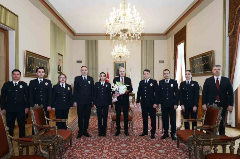 TBMM Başkanı Kurtulmuş, TBMM Koruma Daire Başkanı Çelik ve emniyet mensuplarını kabul etti 