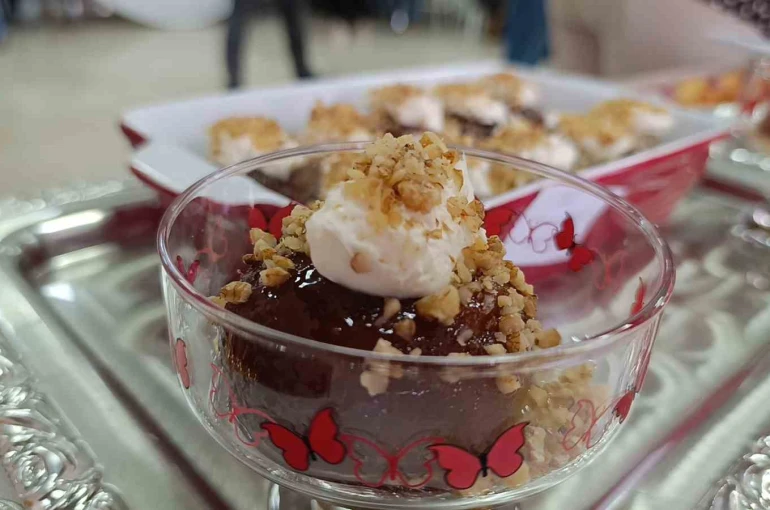 Tekirdağ’da 32 çeşit yöresel tatlı yarıştı: Tekirdağ’ın coğrafi işaretli Hayrabolu tatlısı 1. oldu 