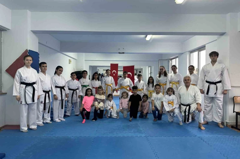 Tekirdağ’da geleceğin karatecileri yetişiyor