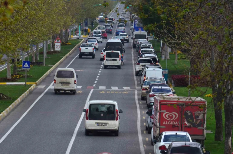 Tekirdağ’da motorlu kara taşıtı sayısı 374 bin 775’e ulaştı 