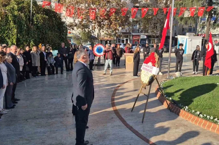 Tekirdağ’da Öğretmenler Günü kutlandı 
