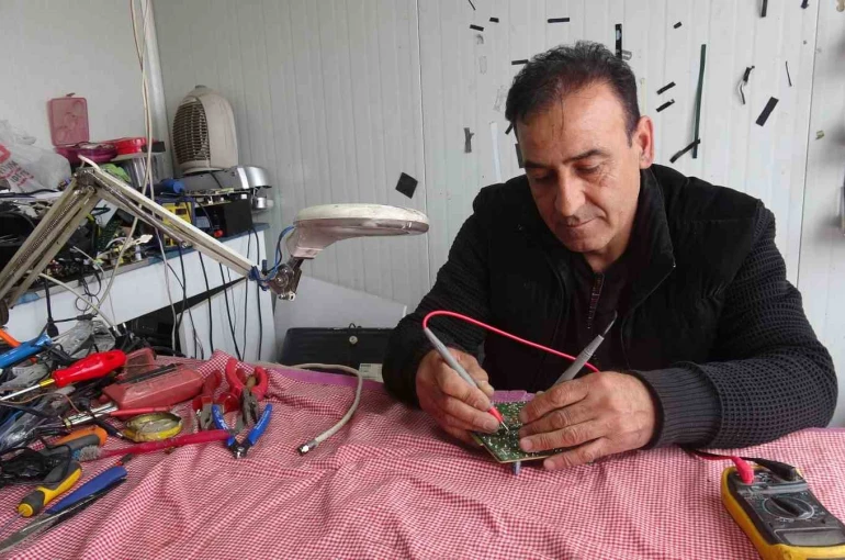 Televizyon tamirciliği dijitalleşmeye direniyor 