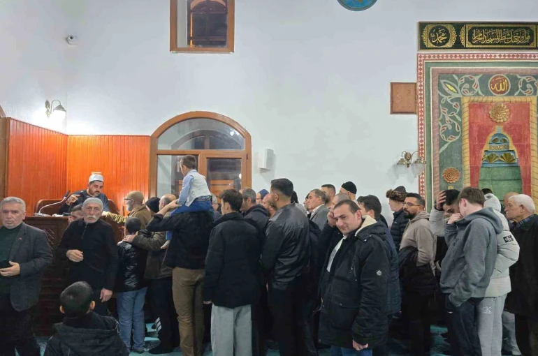 Tercan’da Sakal-ı Şerif ziyarete açıldı 