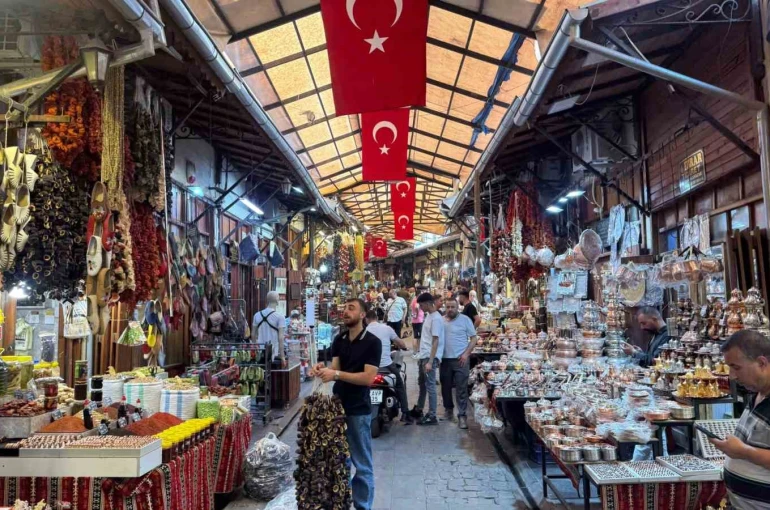 "Terörsüz Türkiye" süreci Gaziantepli esnafları umutlandırdı 
