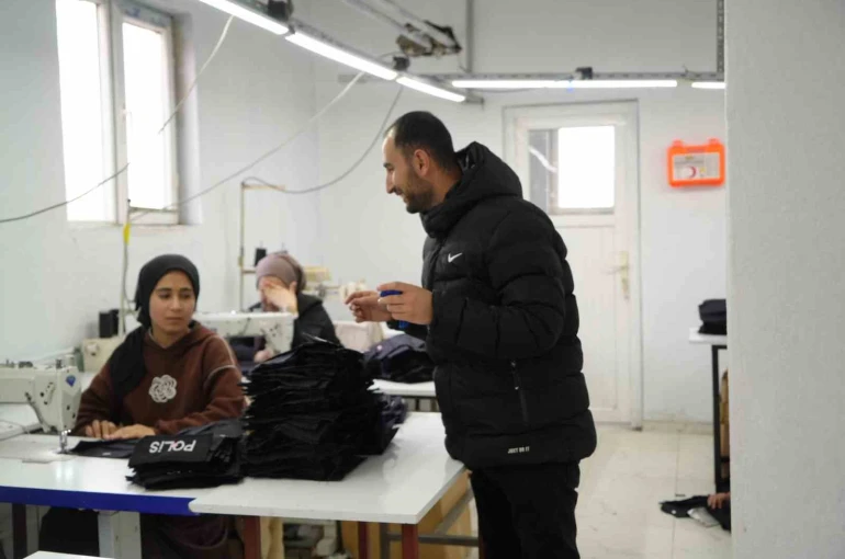 Tersine göç: Metropolden köyüne döndü, kurduğu fabrika ile gençlerin istihdam umudu oldu 