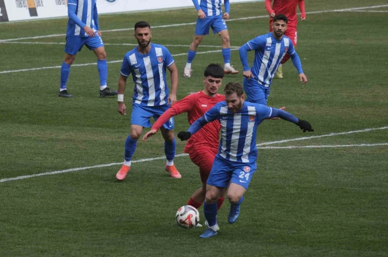 TFF 2. Lig: Karaman FK: 0 - Kepezspor: 4 