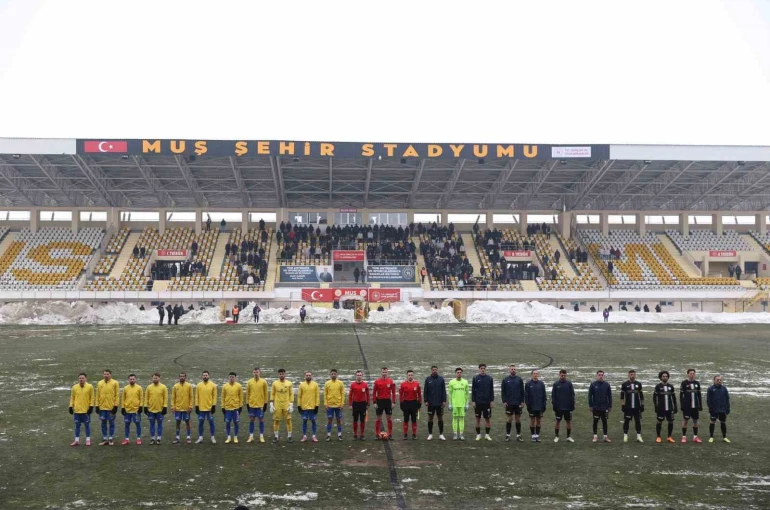 TFF 2. Lig: Muş Spor Kulübü: 3 - Isparta 32 Spor: 1 