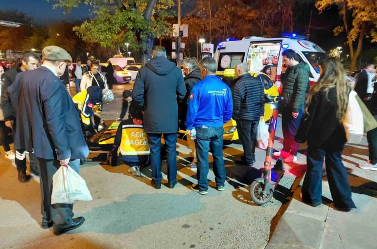 Ticari taksiyle çarpışan scooter sürücüsü yaralandı 