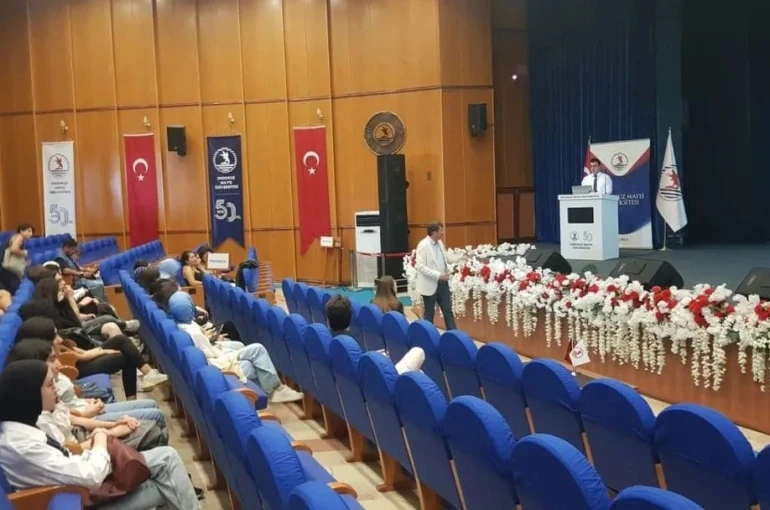 Tıp öğrencilerine denetimli serbestlik bilgilendirmesi 