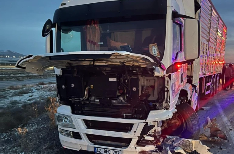 Tır ve otomobilin çarpışmasında 1 kişi yaralandı