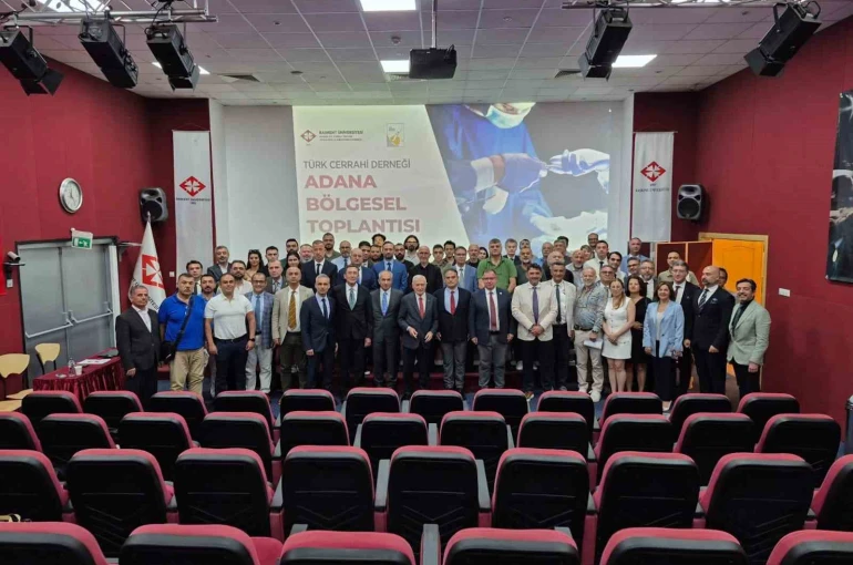 Tiroid cerrahisi Adana’da masaya yatırıldı