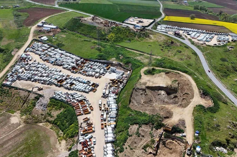 TMSF’nin el koyduğu yüzlerce araç böyle görüntülendi 