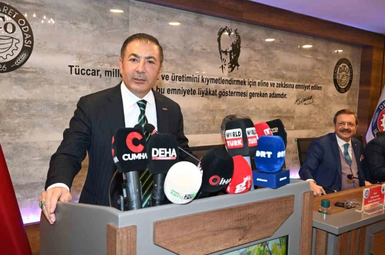 TOBB Başkanı Hisarcıklıoğlu’ndan DTO Başkanı Erdoğan’a övgü üstüne övgü