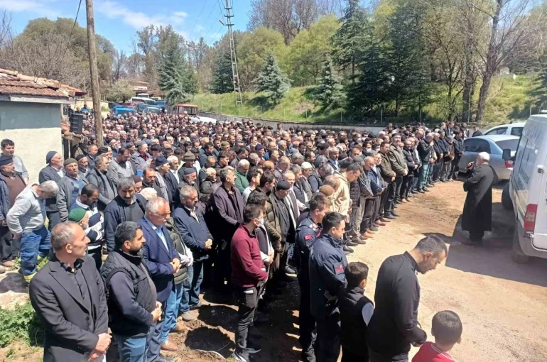 Tokat’ta KKKA tedbiri, cenaze namazı araç başında kılındı 