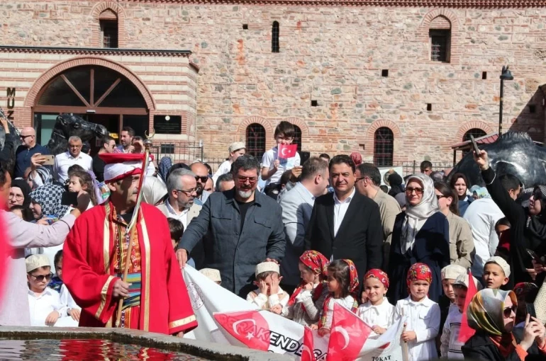 Tokat’ta Osmanlı geleneği "Amin alayı" yeniden canlandırıldı 