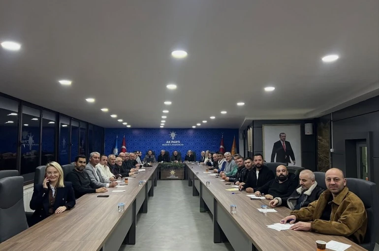 Toplantı, şehit İlhan Ongan için okunan Fatiha ile başladı