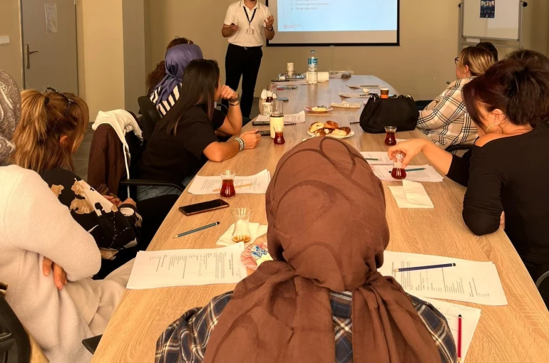 Toplumun her kesimini sağlık eğitimi 