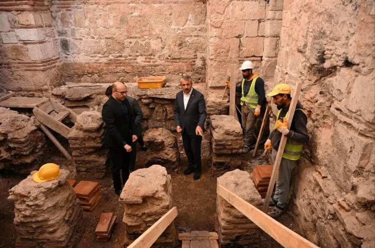 Toprak altından çıkan hazine "Gazimihal Hamamı"