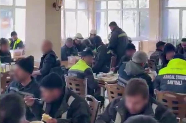 Torku iştirakinde kriz sürüyor, işçiler bu kez kaşıklı eylem yaptı 