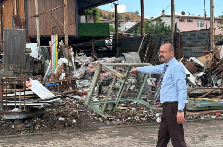 Tosya Belediyesi’nden Oto Sanayi Bölgesi’nde çevre temizliği