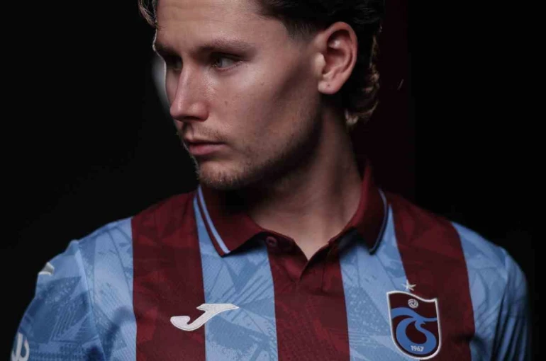 Trabzonspor, Mathias Lovik ile 4.5 yıllık sözleşme imzaladı 