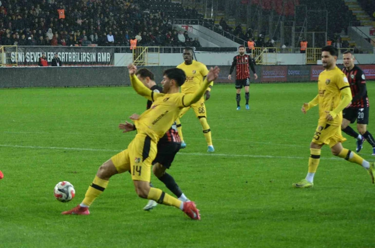 Trendyol 1. Lig: Çorum FK: 2 - İstanbulspor: 3 