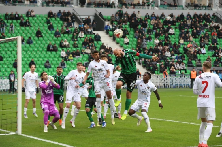 Trendyol 1. Lig: Sakaryaspor: 2 - Vanspor FK: 1 