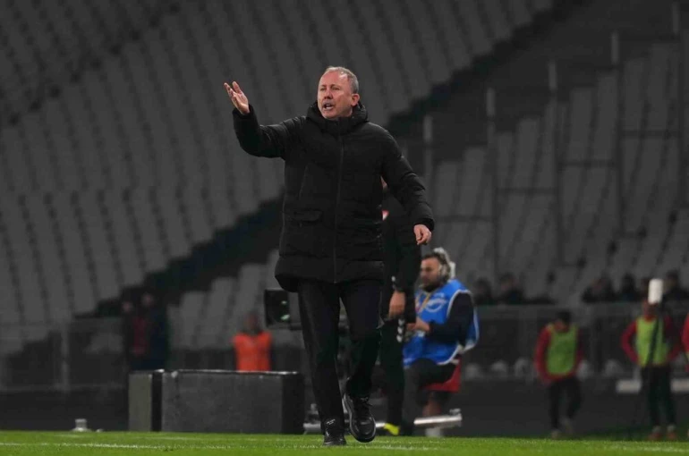 Trendyol Süper Lig: Fatih Karagümrük: 0 - Beşiktaş: 2 (Maç sonucu) 